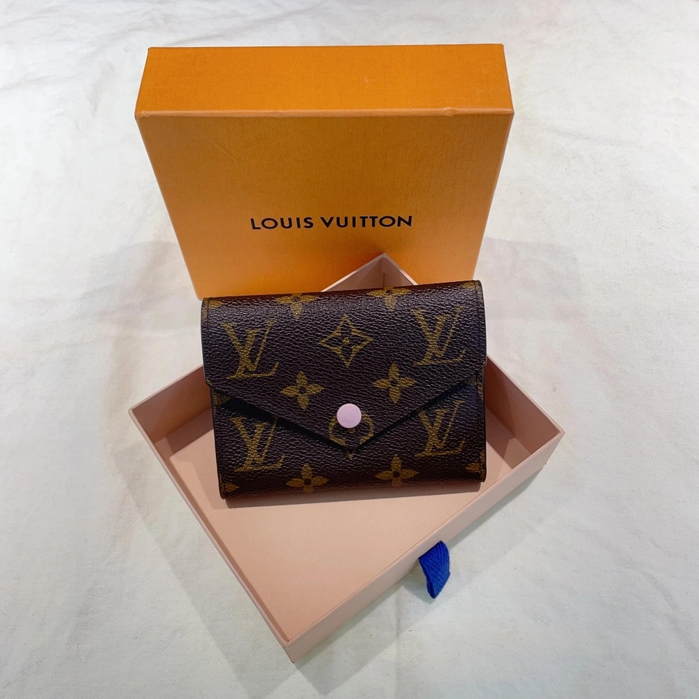 Louis Vuitton Victorine Wallet